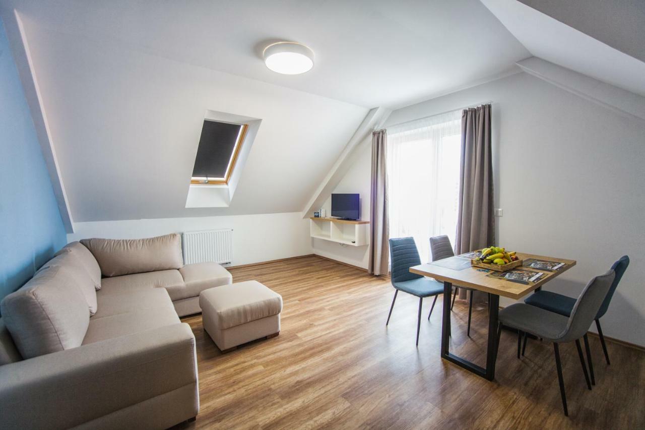 Berill Suites Sárvár Exterior foto